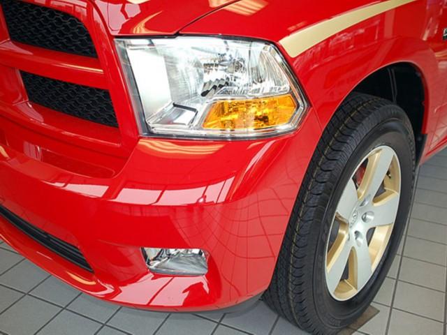 Dodge Ram 1500 2012 photo 2