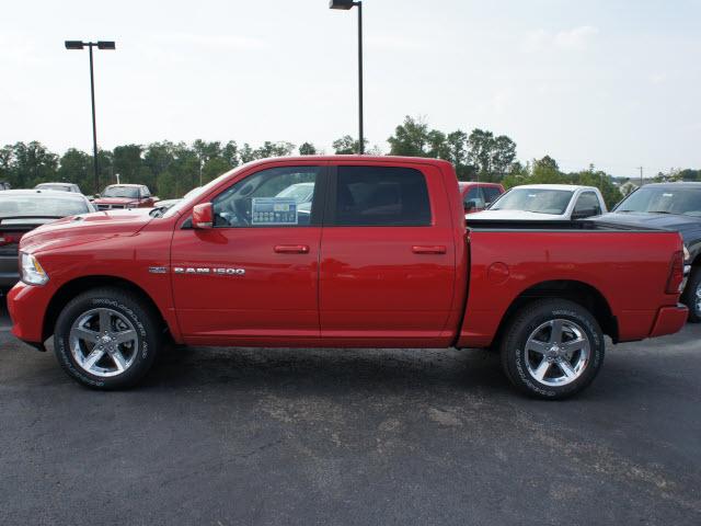 Dodge Ram 1500 2012 photo 1