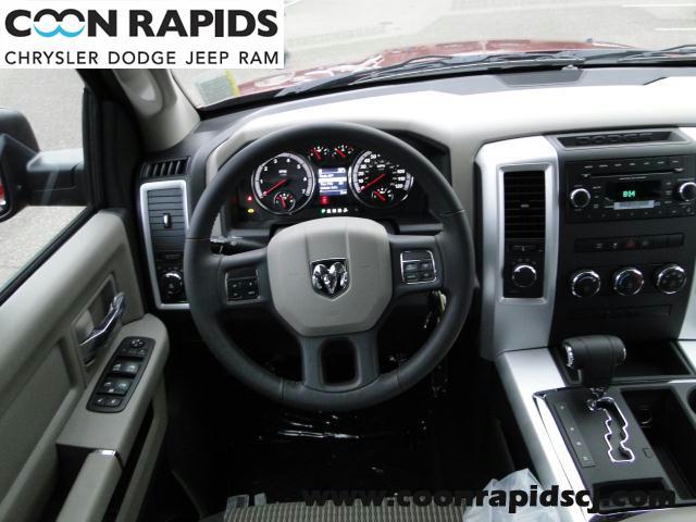 Dodge Ram 1500 2012 photo 2