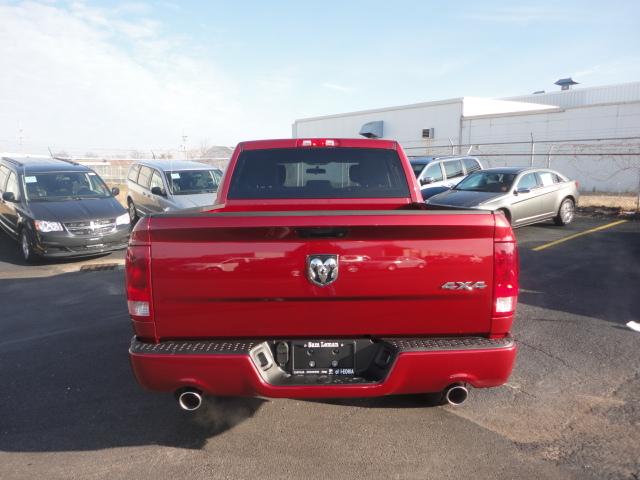 Dodge Ram 1500 2012 photo 3