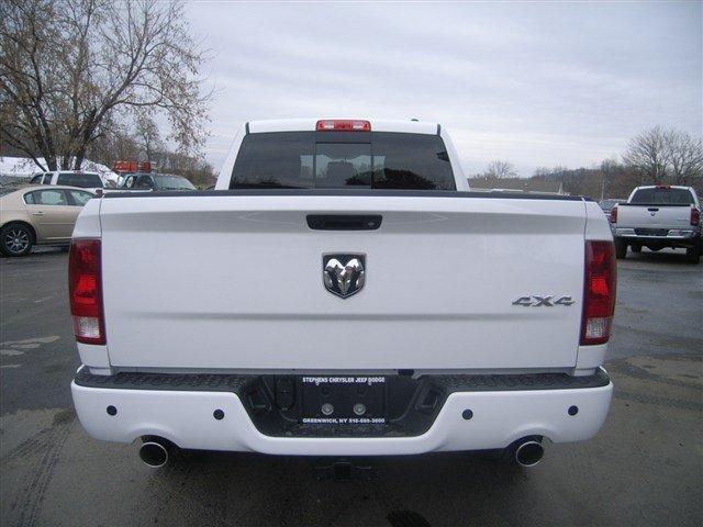 Dodge Ram 1500 2012 photo 5