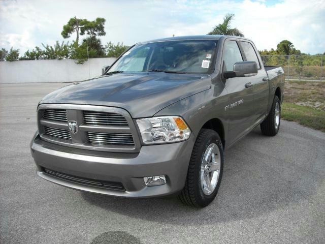 Dodge Ram 1500 2012 photo 1