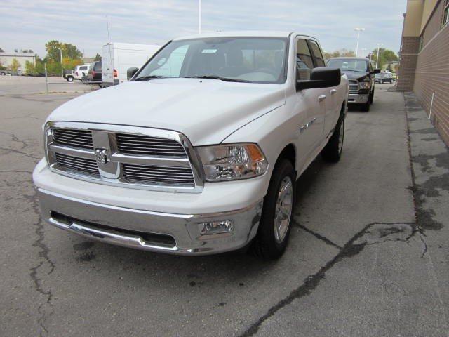 Dodge Ram 1500 2012 photo 2