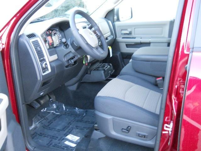 Dodge Ram 1500 2012 photo 4