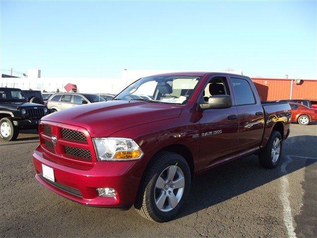 Dodge Ram 1500 2012 photo 2