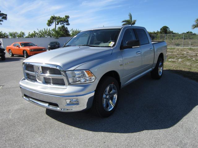 Dodge Ram 1500 2012 photo 1