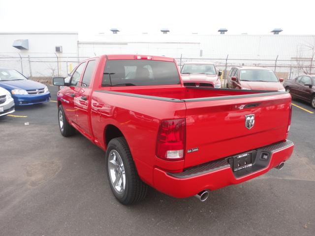 Dodge Ram 1500 2012 photo 4