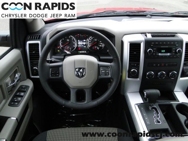 Dodge Ram 1500 2012 photo 2