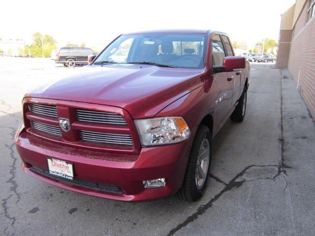 Dodge Ram 1500 2012 photo 2