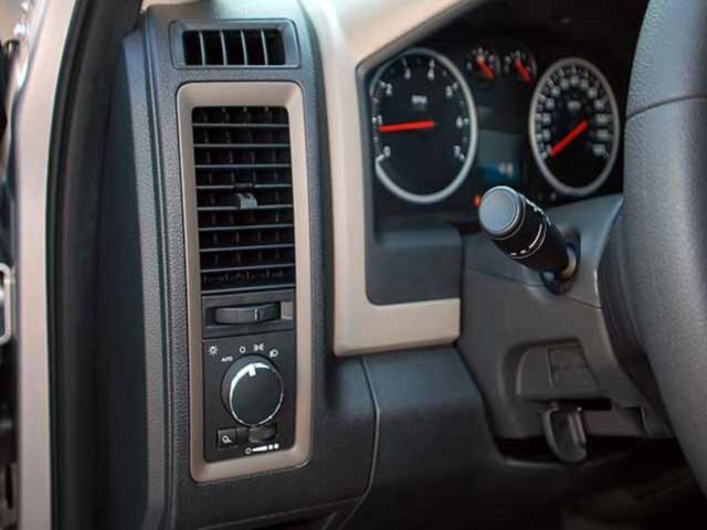 Dodge Ram 1500 2012 photo 1