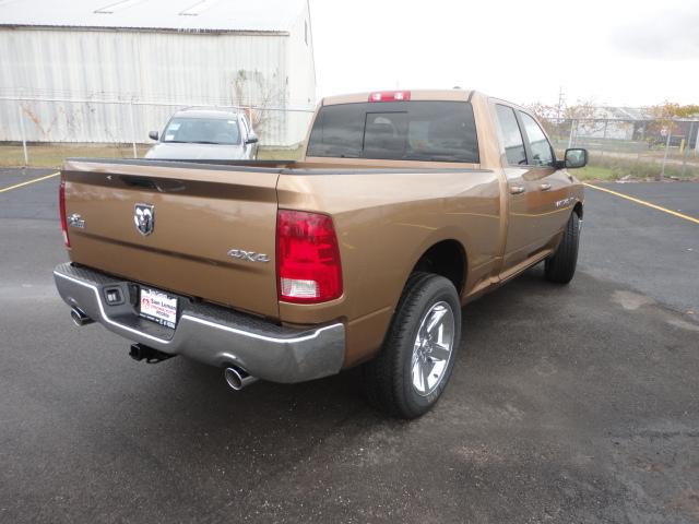 Dodge Ram 1500 2012 photo 2