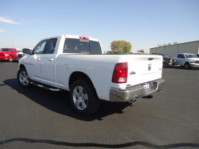 Dodge Ram 1500 2012 photo 2