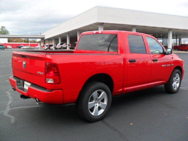 Dodge Ram 1500 2012 photo 3