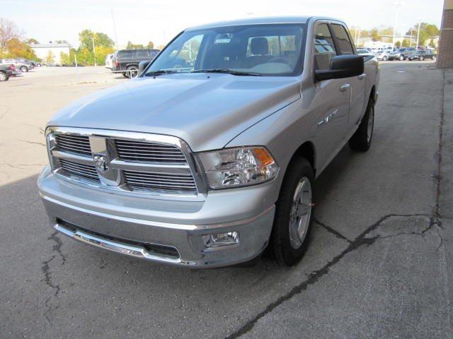 Dodge Ram 1500 2012 photo 2