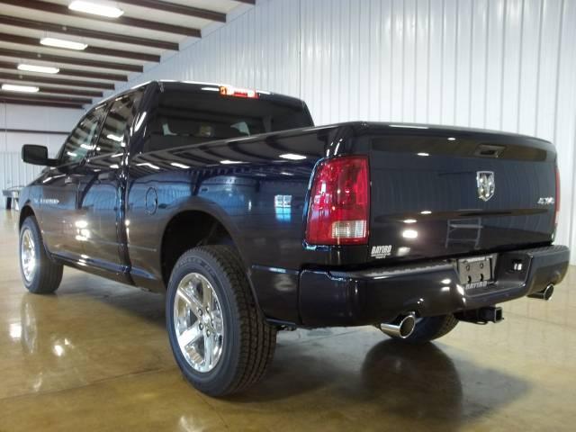 Dodge Ram 1500 2012 photo 1