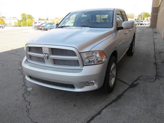 Dodge Ram 1500 2012 photo 2