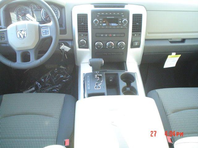 Dodge Ram 1500 2012 photo 4