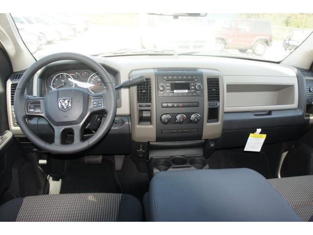 Dodge Ram 1500 2012 photo 3