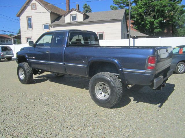 Dodge Ram 2500 1995 photo 18