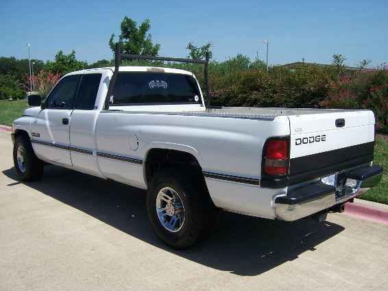 Dodge Ram 2500 2500 EXT LWB Pickup Truck