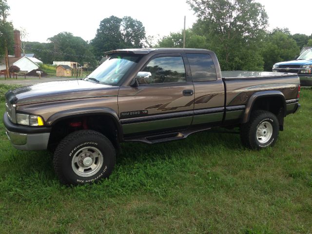 Dodge Ram 2500 1997 photo 3