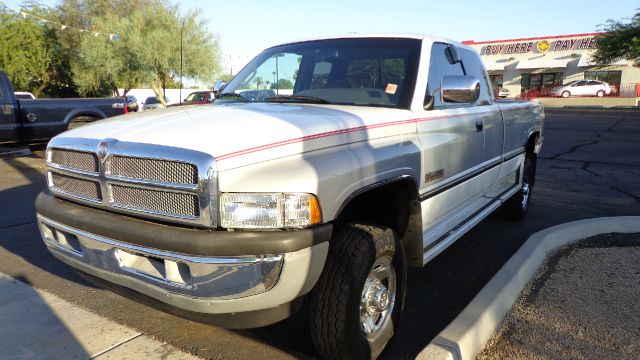 Dodge Ram 2500 1997 photo 2