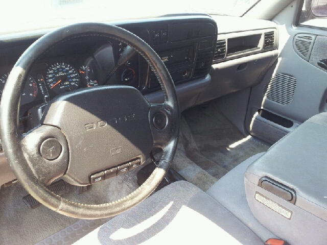 Dodge Ram 2500 1997 photo 3