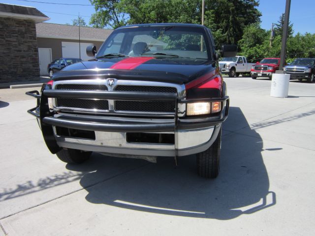 Dodge Ram 2500 1997 photo 32