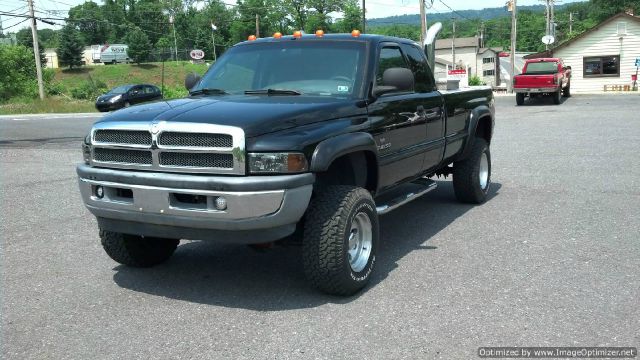 Dodge Ram 2500 1998 photo 3