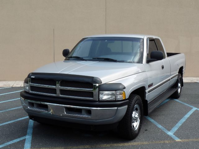 Dodge Ram 2500 1999 photo 1