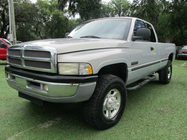 Dodge Ram 2500 1999 photo 2