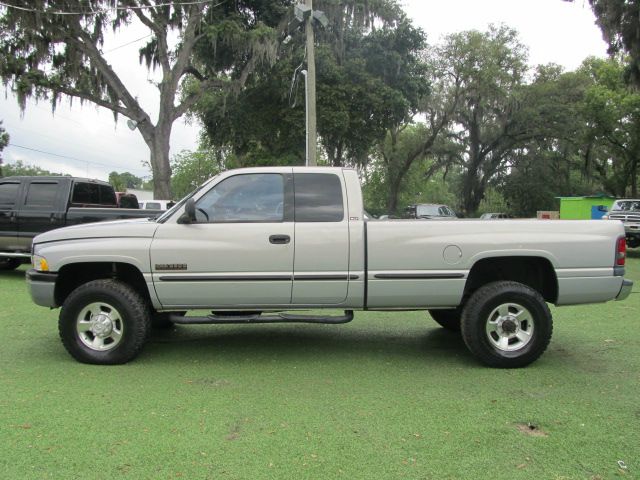 Dodge Ram 2500 1999 photo 3