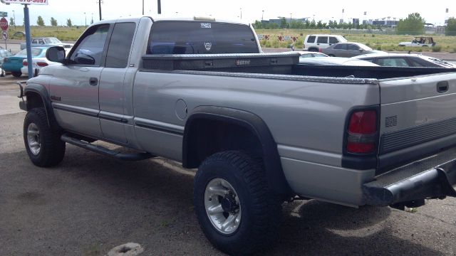 Dodge Ram 2500 1999 photo 2