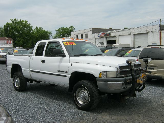 Dodge Ram 2500 2000 photo 3