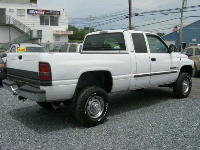 Dodge Ram 2500 2000 photo 4