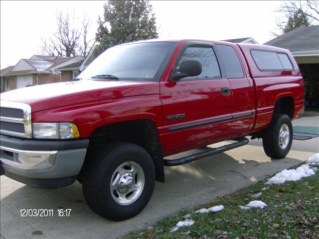 Dodge Ram 2500 2000 photo 5