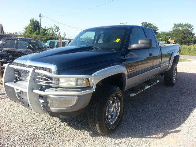 Dodge Ram 2500 2000 photo 1