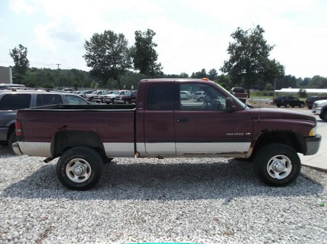 Dodge Ram 2500 2001 photo 2