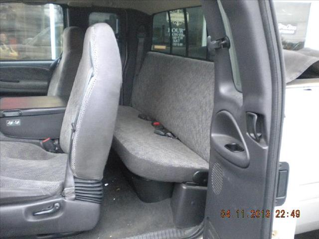 Dodge Ram 2500 2001 photo 2