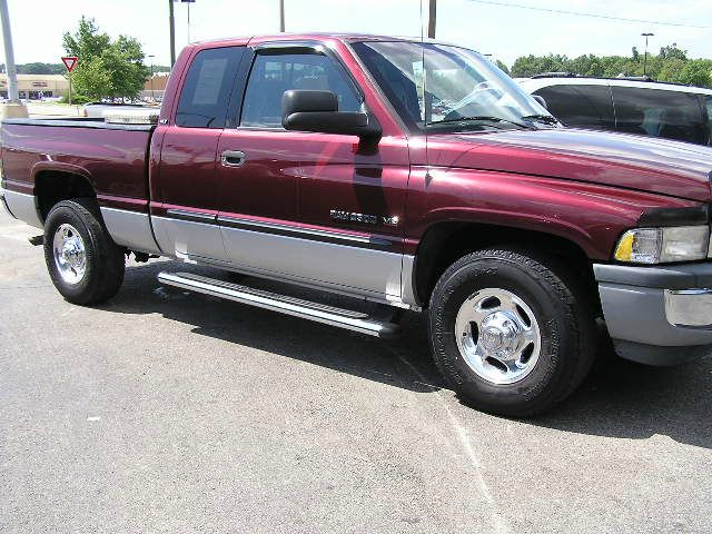 Dodge Ram 2500 2001 photo 2