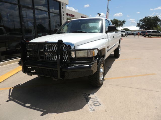 Dodge Ram 2500 2001 photo 2