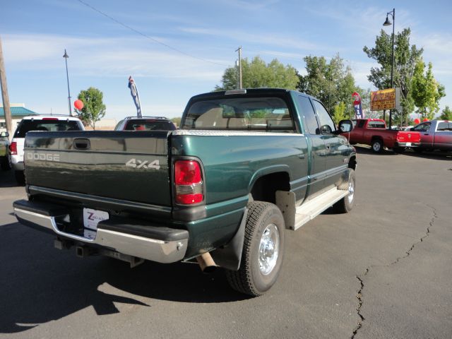 Dodge Ram 2500 2001 photo 2