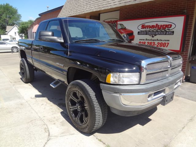 Dodge Ram 2500 2001 photo 3