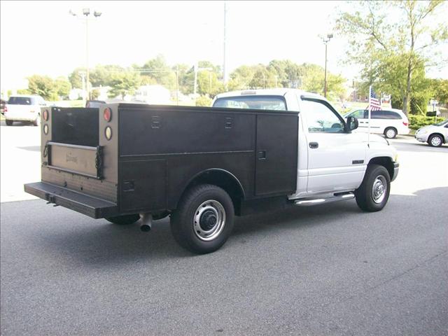 Dodge Ram 2500 2001 photo 2