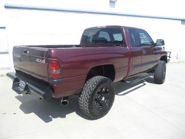 Dodge Ram 2500 2001 photo 2