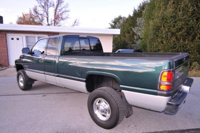 Dodge Ram 2500 2001 photo 4