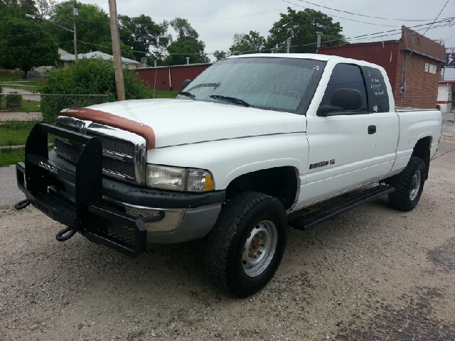 Dodge Ram 2500 2001 photo 1