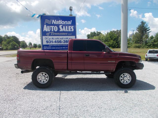 Dodge Ram 2500 2001 photo 1