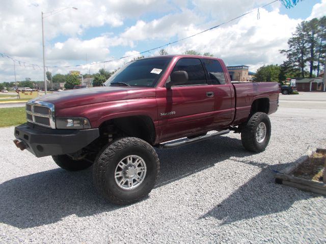 Dodge Ram 2500 2001 photo 3