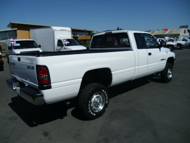 Dodge Ram 2500 2001 photo 10